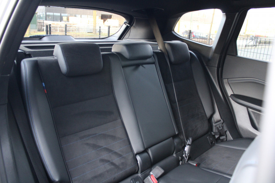 BMW X1 sDrive20i | BTW | M-SPORT | KEYLESS | HUD | 360 CAM | AMBIENCE LIGHT |