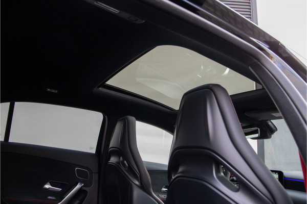 Mercedes-Benz A-Klasse AMG 35 4MATIC Premium, Performance Stoelen, Pano, Burmester, Memory