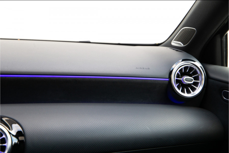 Mercedes-Benz A-Klasse AMG 35 4MATIC Premium, Performance Stoelen, Pano, Burmester, Memory