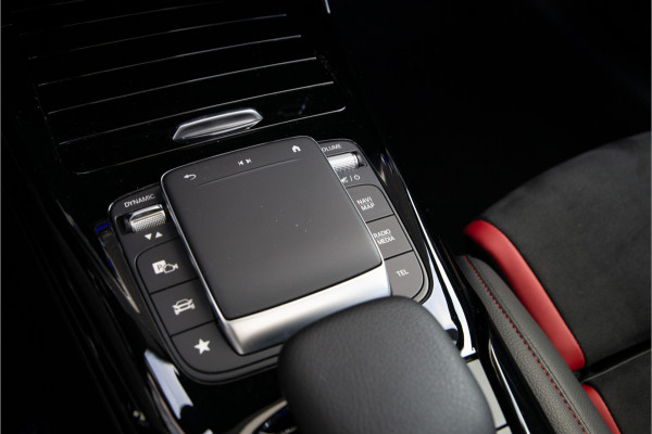 Mercedes-Benz A-Klasse AMG 35 4MATIC Premium, Performance Stoelen, Pano, Burmester, Memory
