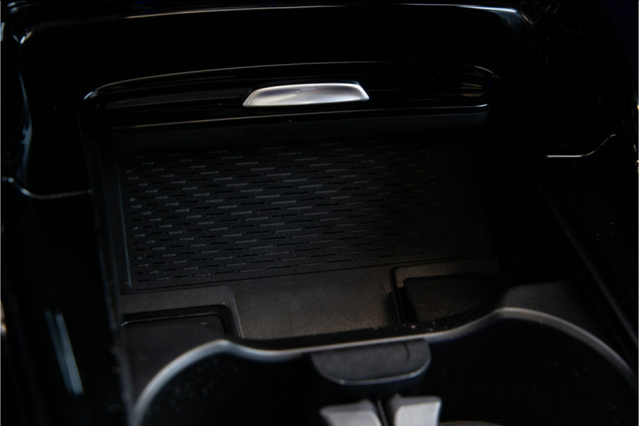 Mercedes-Benz A-Klasse AMG 35 4MATIC Premium, Performance Stoelen, Pano, Burmester, Memory