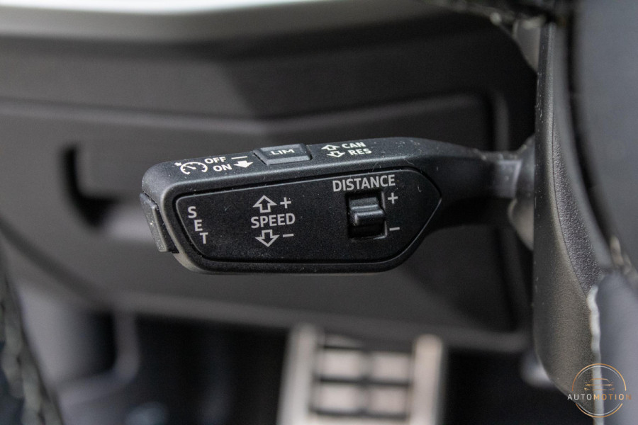 Audi A3 35 TFSI PANO S LINE LEDER CAMERA ELEKTRISCHE STOELEN