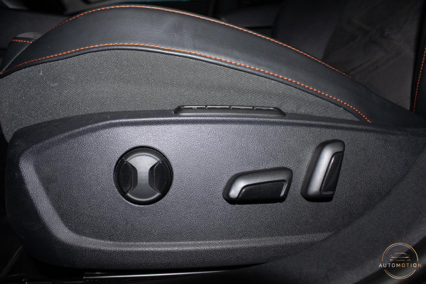 Seat Leon 1.4 TSI eHybrid PHEV FR Bus. Int. PANO MEMORY CAMERA ADAPTIEF