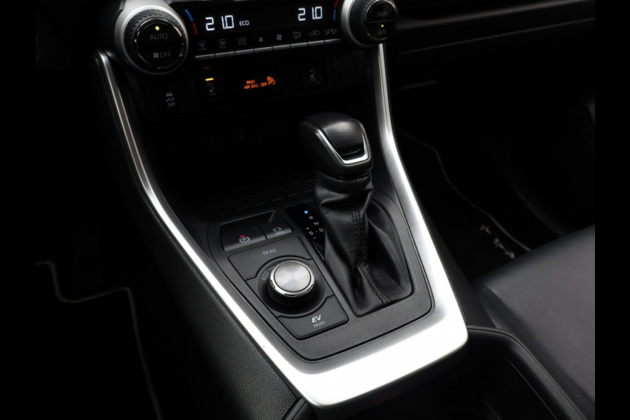 Toyota RAV4 2.5 Hybrid AWD Adventure | Treeplanken | Stoel/Stuurwielverwarm