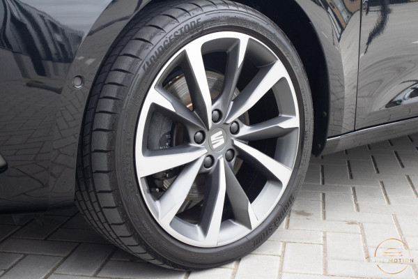 Seat Leon 1.4 TSI eHybrid PHEV FR Bus. Int. PANO CAMERA ADAPTIEF