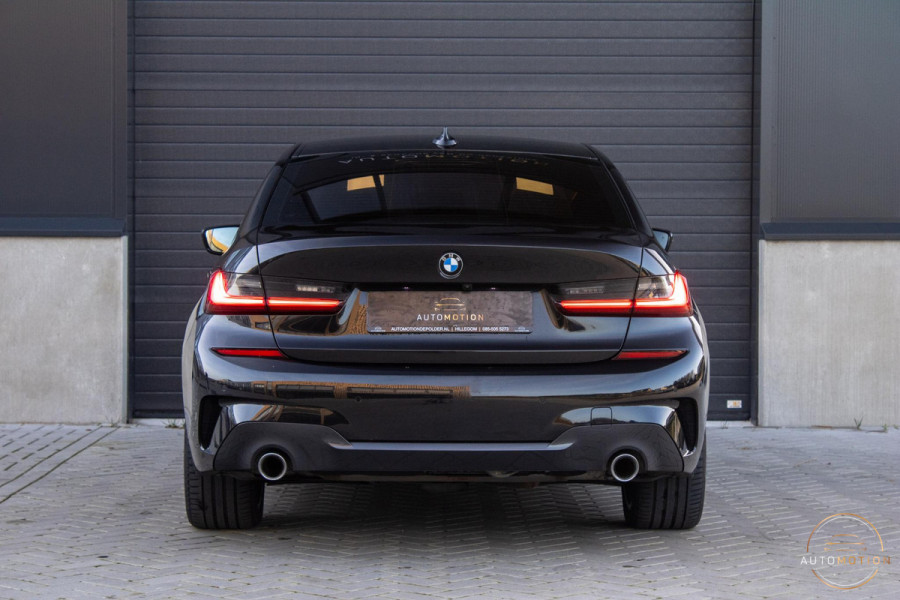 BMW 3-serie 330e PANO MEMORY M PAKKET CAMERA HUD