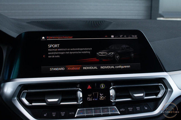 BMW 3-serie 330e PANO MEMORY M PAKKET CAMERA HUD