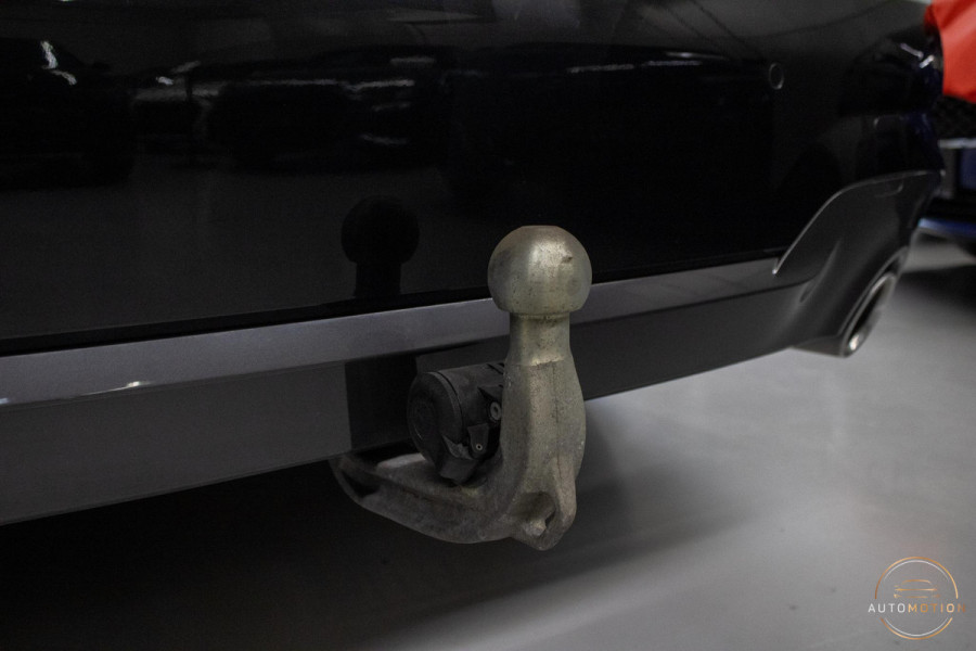 BMW 3-serie 330e PANO MEMORY M PAKKET CAMERA HUD