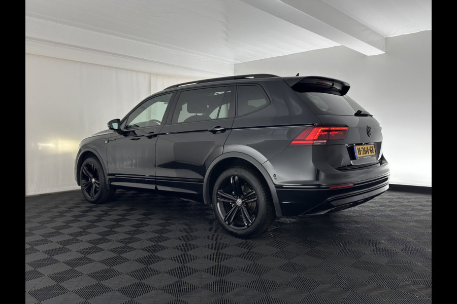 Volkswagen Tiguan Allspace 1.5 TSI R-Line Highline Business [ 7-Pers. ] Aut. *PANO | ARTVELOURS | FULL-LED | DIGI-COCKPIT | KEYLESS | ADAPTIVE-CRUISE | CAMERA | SHIFTPADDLES | CARPLAY | DAB+ | HEATED-COMFORTSEATS | NAVI-FULLMAP | PRIVACYGLASS | 19''ALU*