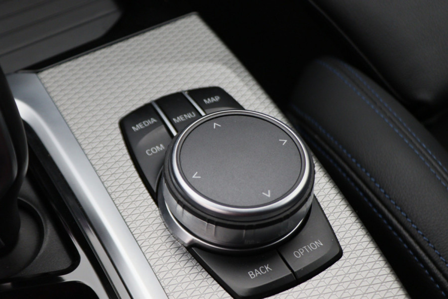 BMW X3 xDrive30i High Executive