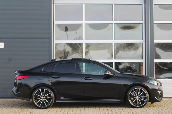 BMW 2 Serie Gran Coupé 218i M-Sport Shadow | Pano | Kuipstoelen | HIFI | Camera | Fabrieksgarantie