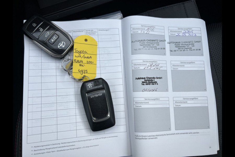 Toyota RAV4 2.5 Plug-in Hybrid AWD Bi-Tone Plus | Navi | LED | 360 Camera | CarPlay | ACC | Camera | 19 inch