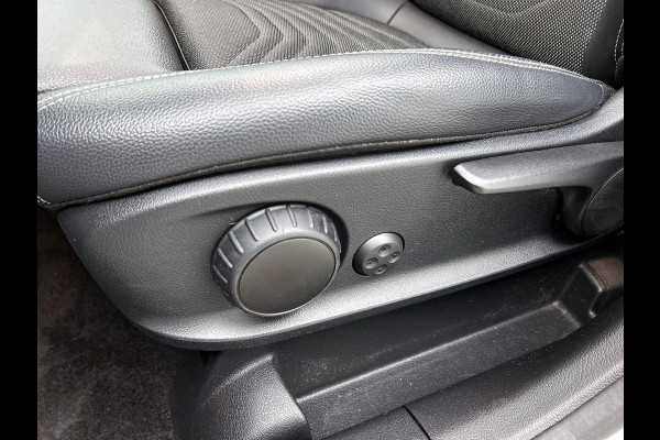 Mercedes-Benz GLA 250 e Plug-In 218PK 360° CAMERA | PANORAMADAK | WIDESCREEN