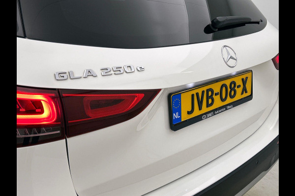 Mercedes-Benz GLA 250 e Plug-In 218PK 360° CAMERA | PANORAMADAK | WIDESCREEN