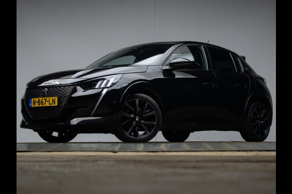 Peugeot 208 1.2 PureTech GT Pack (PANORAMADAK,CARPLAY,ELECTRISCHE STOELEN,LEDER,3D CAMERA,LED,XENON,BLACK/PACK,PDC,NETTESTAAT)