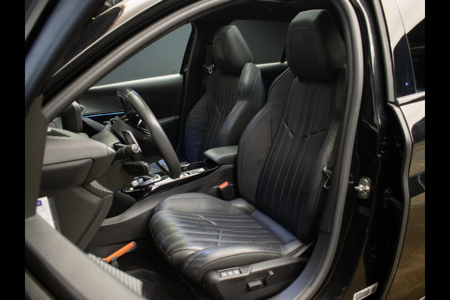 Peugeot 208 1.2 PureTech GT Pack (PANORAMADAK,CARPLAY,ELECTRISCHE STOELEN,LEDER,3D CAMERA,LED,XENON,BLACK/PACK,PDC,NETTESTAAT)