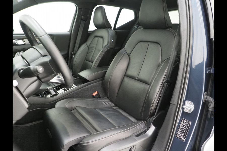 Volvo XC40 1.5 T5 Recharge R-Design | Panoramadak | Styling Kit | Pilot Assit | Trekhaak | Harman/Kardon | Leder | 360 | Keyless