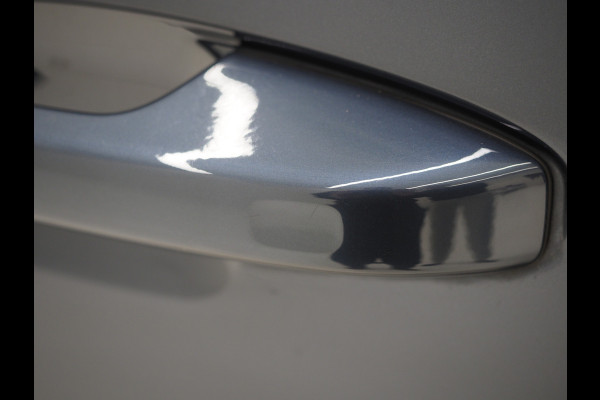 Volvo XC40 1.5 T5 Recharge R-Design | Panoramadak | Styling Kit | Pilot Assit | Trekhaak | Harman/Kardon | Leder | 360 | Keyless