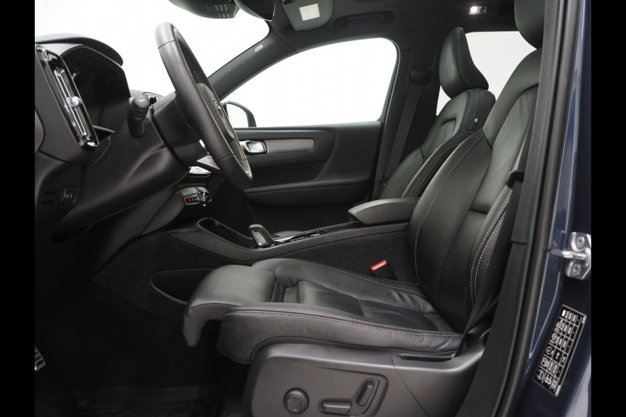 Volvo XC40 1.5 T5 Recharge R-Design | Panoramadak | Styling Kit | Pilot Assit | Trekhaak | Harman/Kardon | Leder | 360 | Keyless