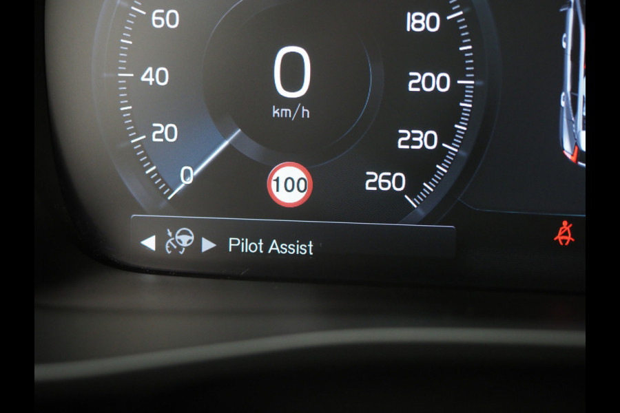 Volvo XC40 1.5 T5 Recharge R-Design | Panoramadak | Styling Kit | Pilot Assit | Trekhaak | Harman/Kardon | Leder | 360 | Keyless