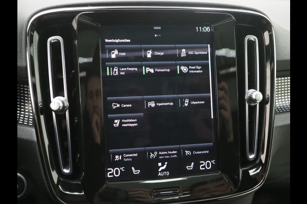 Volvo XC40 1.5 T5 Recharge R-Design | Panoramadak | Styling Kit | Pilot Assit | Trekhaak | Harman/Kardon | Leder | 360 | Keyless