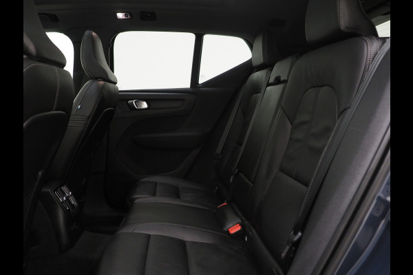 Volvo XC40 1.5 T5 Recharge R-Design | Panoramadak | Styling Kit | Pilot Assit | Trekhaak | Harman/Kardon | Leder | 360 | Keyless