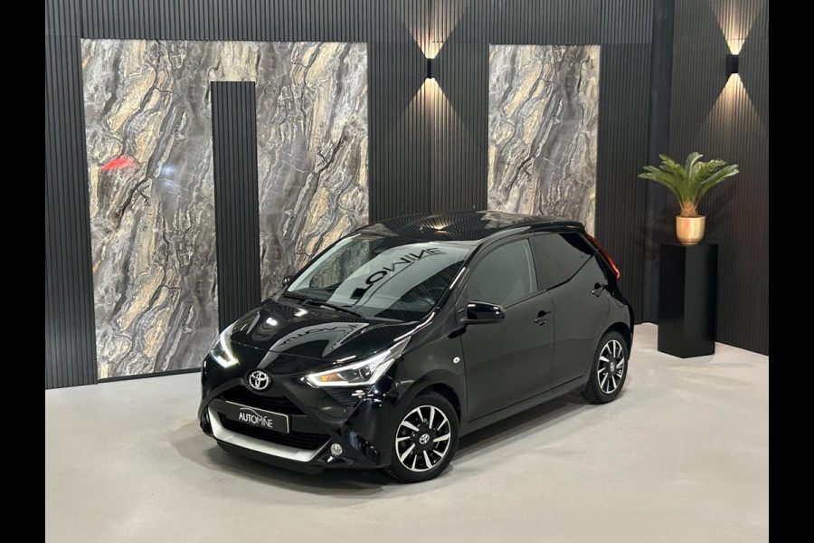 Toyota Aygo 1.0 VVT-i x-cite|KEYLESS|CAMERA|STUURHULP|AIRCO|VOL