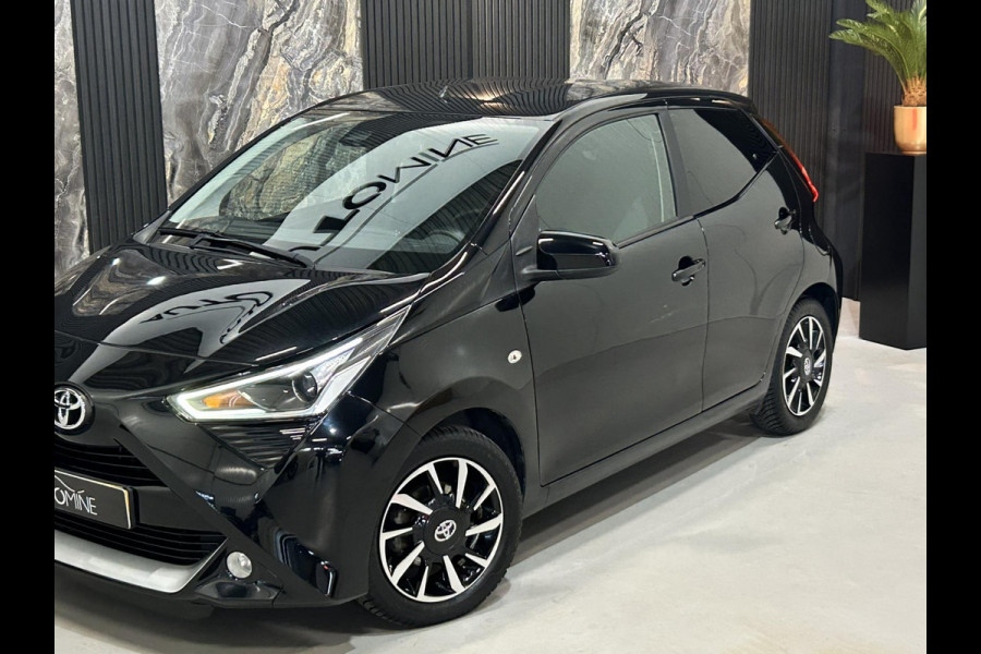 Toyota Aygo 1.0 VVT-i x-cite|KEYLESS|CAMERA|STUURHULP|AIRCO|VOL