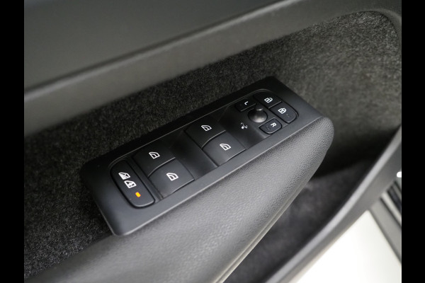 Volvo XC40 1.5 T5 Plug-in hybrid Ultimate | Panoramadak | Pilot Assist | Leder | Harman/Kardon | Camera | Keyless | Carplay