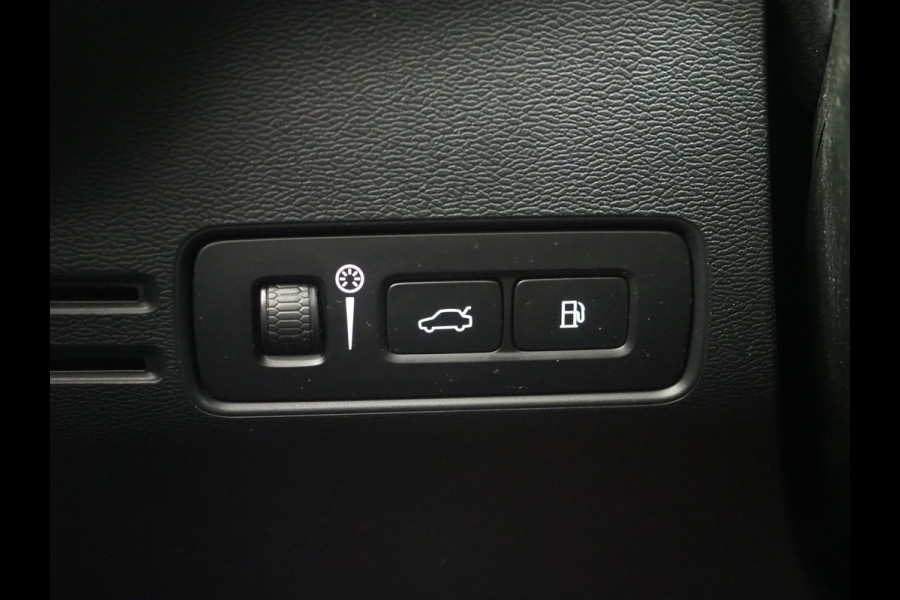 Volvo XC40 1.5 T5 Plug-in hybrid Ultimate | Panoramadak | Pilot Assist | Leder | Harman/Kardon | Camera | Keyless | Carplay