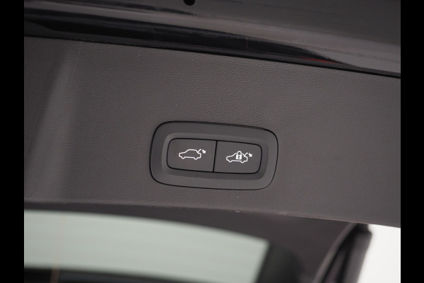 Volvo XC40 1.5 T5 Plug-in hybrid Ultimate | Panoramadak | Pilot Assist | Leder | Harman/Kardon | Camera | Keyless | Carplay