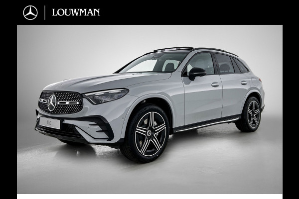 Mercedes-Benz GLC 300e 4MATIC Sport Edition | Premium pakket | Trekhaak | Treeplanken | Nightpakket | 360°-camera | Smartphone integratie | DIGITAL LIGHT | Augmented Reality navigatie | Memorypakket |