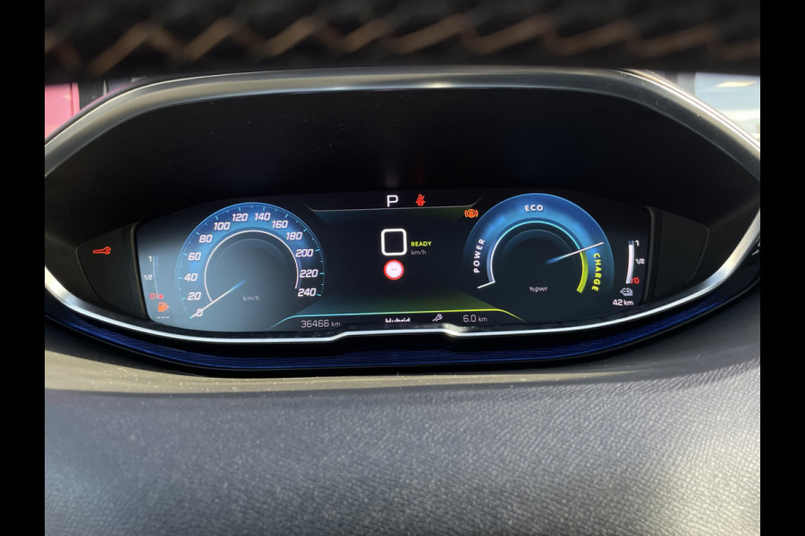 Peugeot 3008 1.6 HYbrid4 300 GT | Camera 360 | Panoramadak | Apple/Android CarPlay