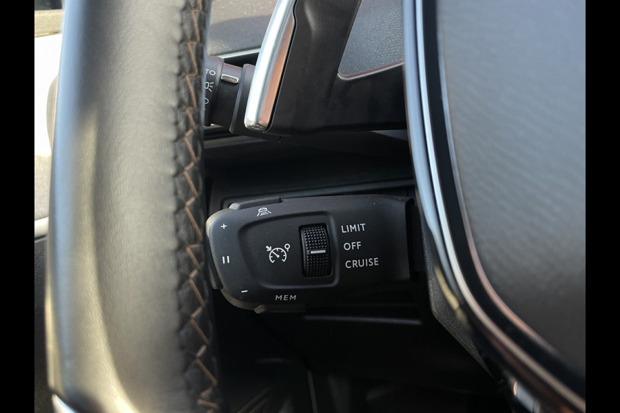 Peugeot 3008 1.6 HYbrid4 300 GT | Camera 360 | Panoramadak | Apple/Android CarPlay