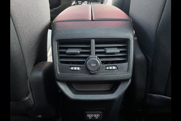 Peugeot 3008 1.6 HYbrid4 300 GT | Camera 360 | Panoramadak | Apple/Android CarPlay