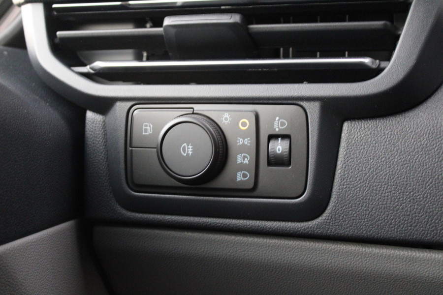 Ford Transit Custom 320 2.5 PHEV L2H1 Limited 232pk - 2x Schuifdeur - Trekhaak - Stoel/Stuurverwarming - ACC - Blindspot - Keyless - Rijklaar