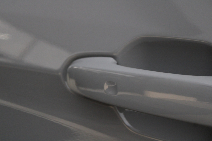 Ford Transit Custom 320 2.5 PHEV L2H1 Limited 232pk - 2x Schuifdeur - Trekhaak - Stoel/Stuurverwarming - ACC - Blindspot - Keyless - Rijklaar