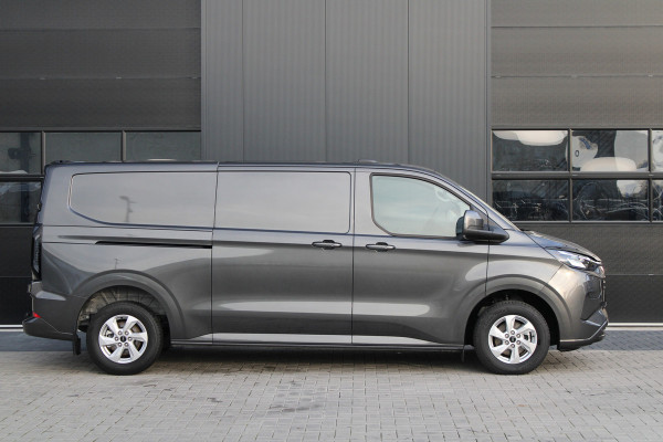 Ford Transit Custom 320 2.5 PHEV L2H1 Limited 232pk - 2x Schuifdeur - Trekhaak - Stoel/Stuurverwarming - ACC - Blindspot - Keyless - Rijklaar