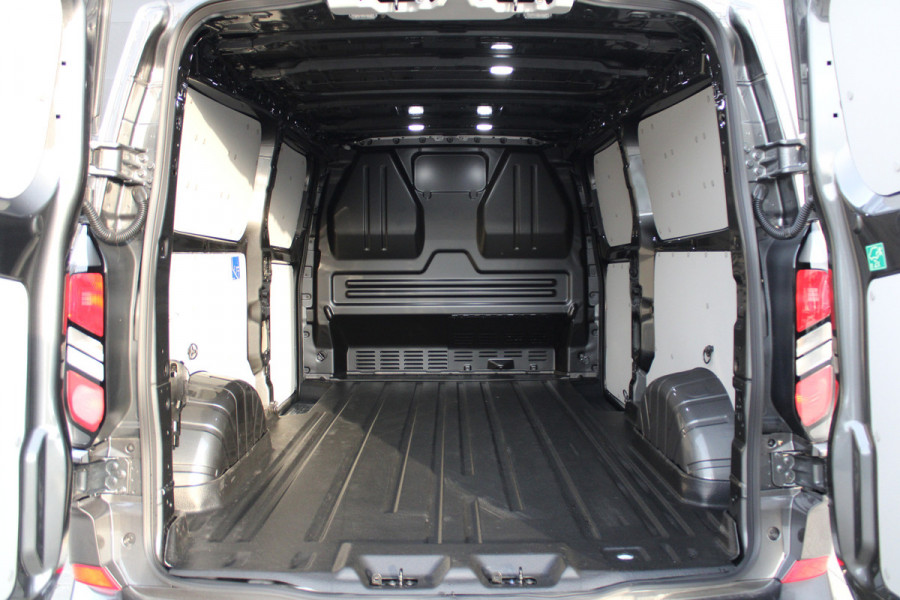 Ford Transit Custom 320 2.5 PHEV L2H1 Limited 232pk - 2x Schuifdeur - Trekhaak - Stoel/Stuurverwarming - ACC - Blindspot - Keyless - Rijklaar
