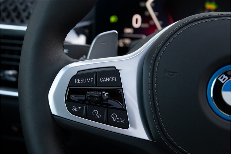 BMW X5 xDrive50e M-Sport Pro, Pano, Innovation, Harman-Kardon, Head-up 2026