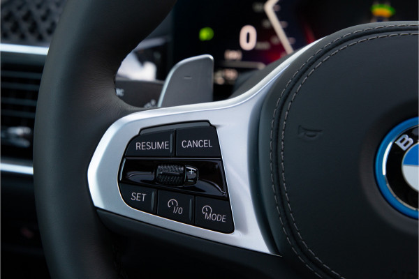 BMW X5 xDrive50e M-Sport Pro, Pano, Innovation, Harman-Kardon, Head-up 2026