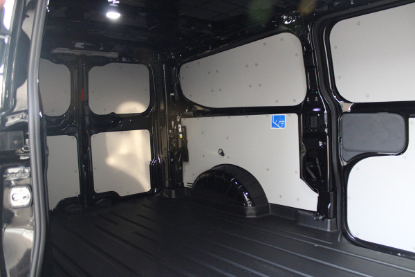 Ford Transit Custom 320 2.5 PHEV L2H1 Limited 232pk - 2x Schuifdeur - Trekhaak - Stoel/Stuurverwarming - Blindspot - Keyless - Rijklaar