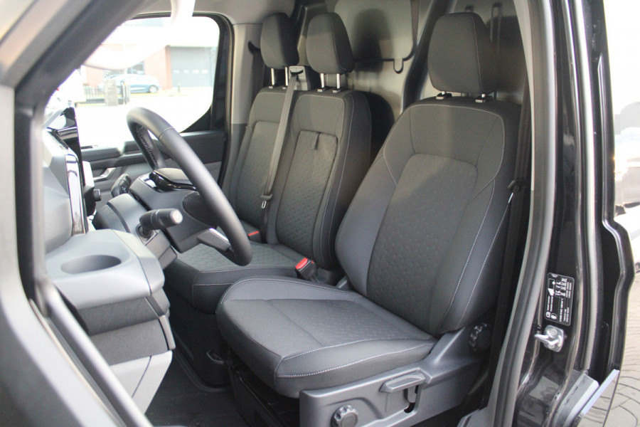 Ford Transit Custom 320 2.5 PHEV L2H1 Limited 232pk - 2x Schuifdeur - Trekhaak - Stoel/Stuurverwarming - Blindspot - Keyless - Rijklaar