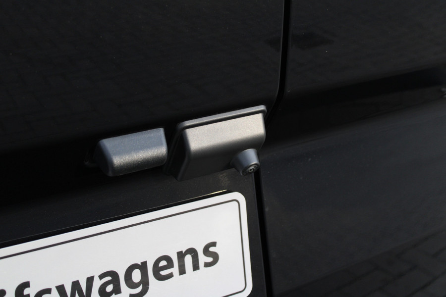 Ford Transit Custom 320 2.5 PHEV L2H1 Limited 232pk - 2x Schuifdeur - Trekhaak - Stoel/Stuurverwarming - Blindspot - Keyless - Rijklaar