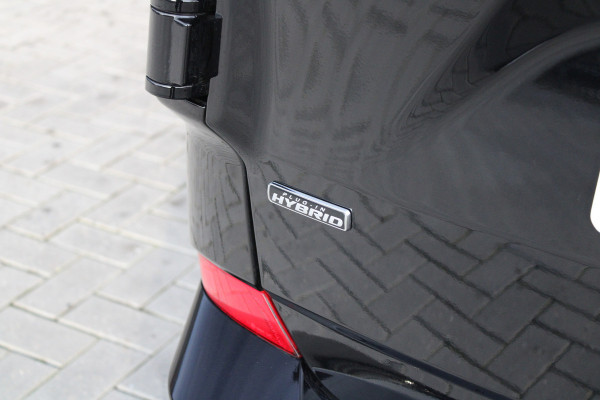 Ford Transit Custom 320 2.5 PHEV L2H1 Limited 232pk - 2x Schuifdeur - Trekhaak - Stoel/Stuurverwarming - Blindspot - Keyless - Rijklaar