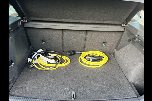 Volkswagen Tiguan 1.4 TSI eHybrid PHEV| ELEK. ACHTERKLEP| DIGITAL DASH| ADAPTIVE CRUISE| RIJKLAAR INCL. 12 MND BOVAG GARANTIE