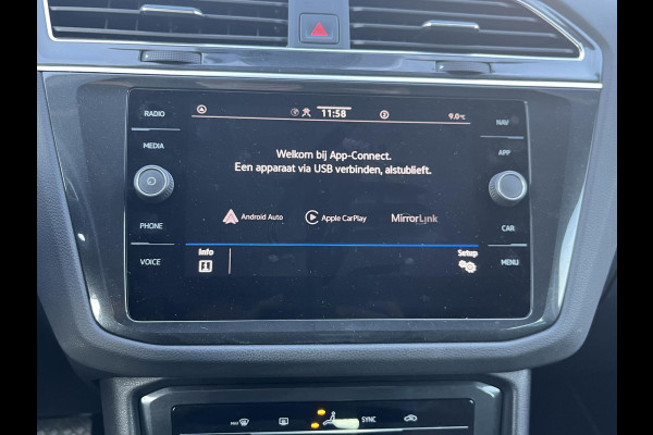 Volkswagen Tiguan 1.4 TSI eHybrid PHEV| ELEK. ACHTERKLEP| DIGITAL DASH| ADAPTIVE CRUISE| RIJKLAAR INCL. 12 MND BOVAG GARANTIE