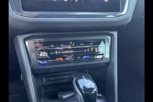 Volkswagen Tiguan 1.4 TSI eHybrid PHEV| ELEK. ACHTERKLEP| DIGITAL DASH| ADAPTIVE CRUISE| RIJKLAAR INCL. 12 MND BOVAG GARANTIE