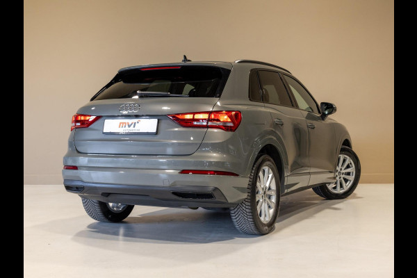 Audi Q3 35 TFSI Advanced / 150pk / S-line interieur / Leder / Keyless / Achteruitrij camera /