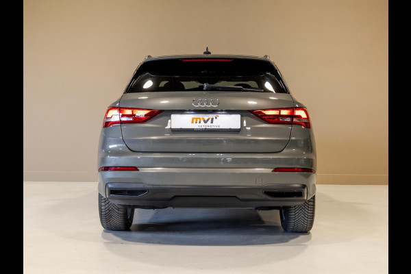Audi Q3 35 TFSI Advanced / 150pk / S-line interieur / Leder / Keyless / Achteruitrij camera /